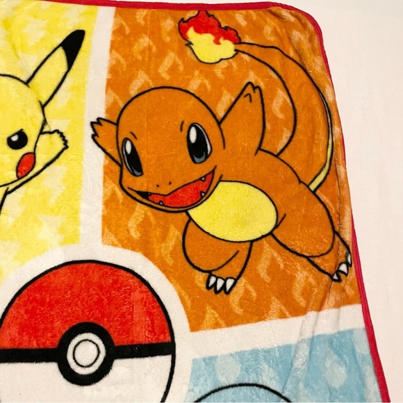 Pokemon Fleece Blanket with Pikachu Charmander Bulbasaur and Squirtle 47” x 36” - Picture 4 of 16